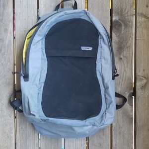 Vintage Patagonia backpack Grey, black and yellow